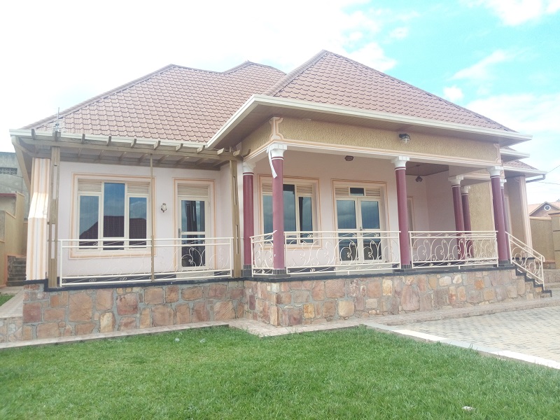 A 4 BEDROOM HOUSE FOR RENT AT KABEZA